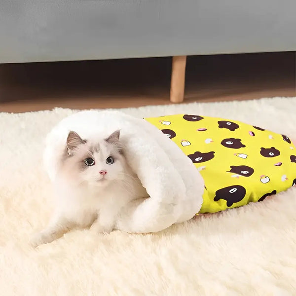 Warm cat sleeping bag with wide opening for easy entry